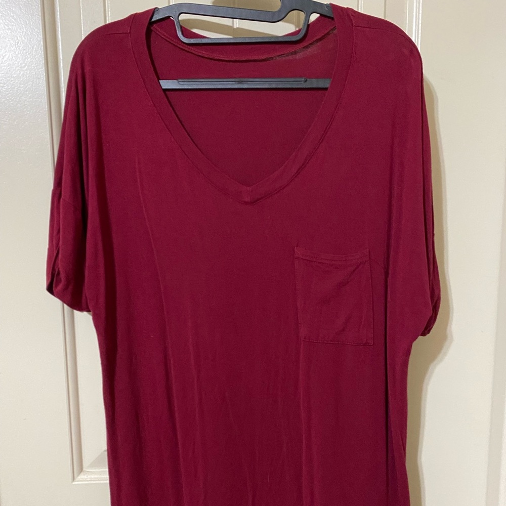 Oversized cranberry top with V/scoop neck